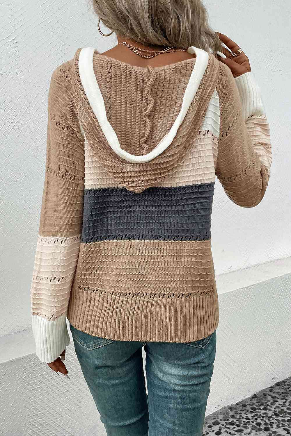 Draw Back Hooded Sweater