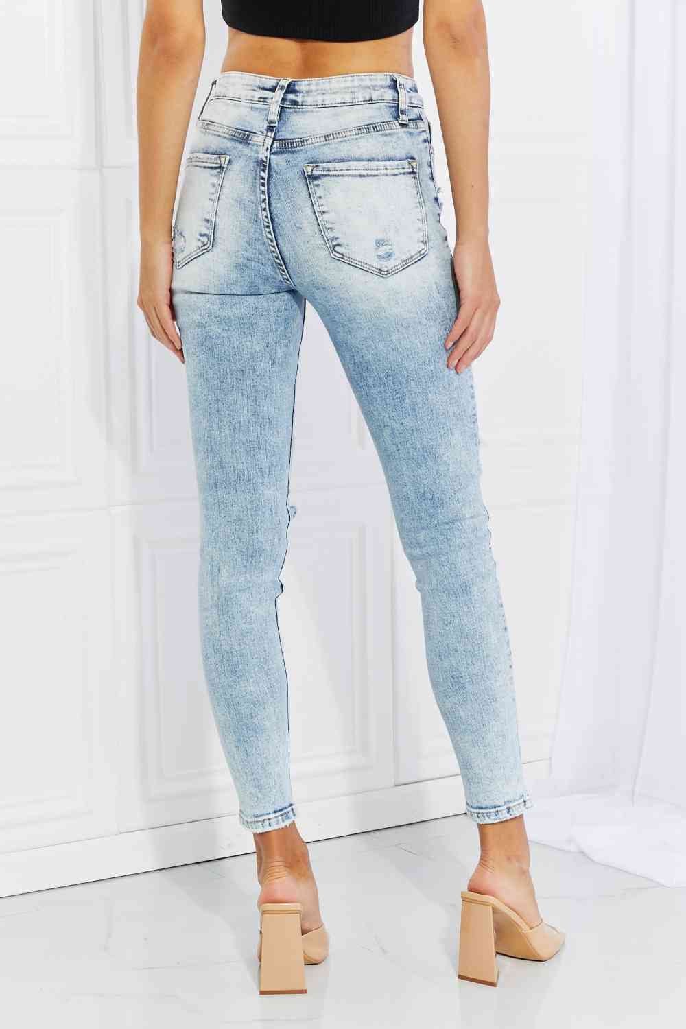 Vervet by Flying Monkey On The Road Full Size Distressed Jeans