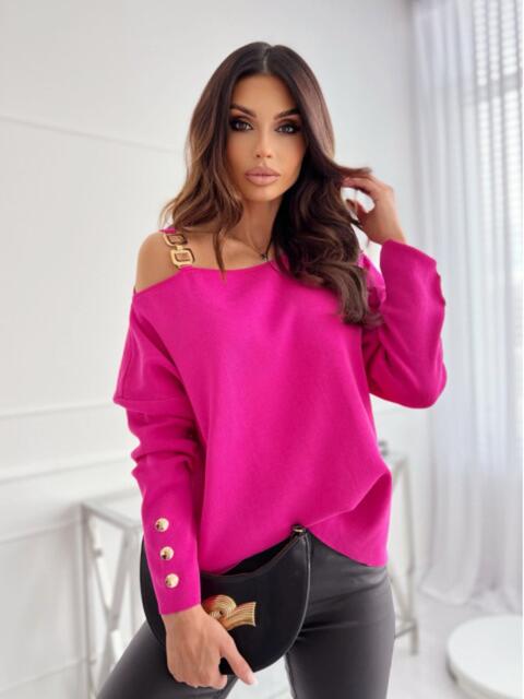 Timeless Closure Top