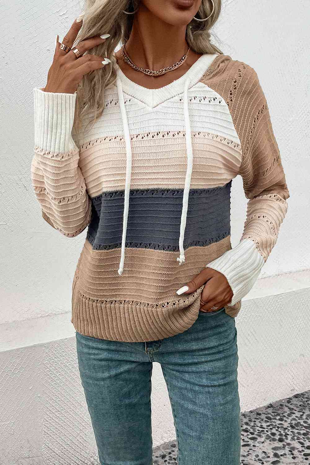 Draw Back Hooded Sweater